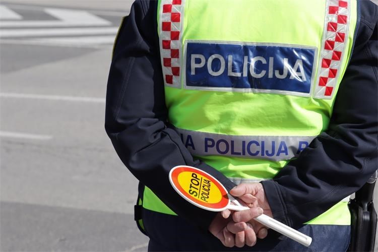 Slika /PU_VP/PRIOPĆENJA - ILUSTRACIJE/Stop policija (3).jpg